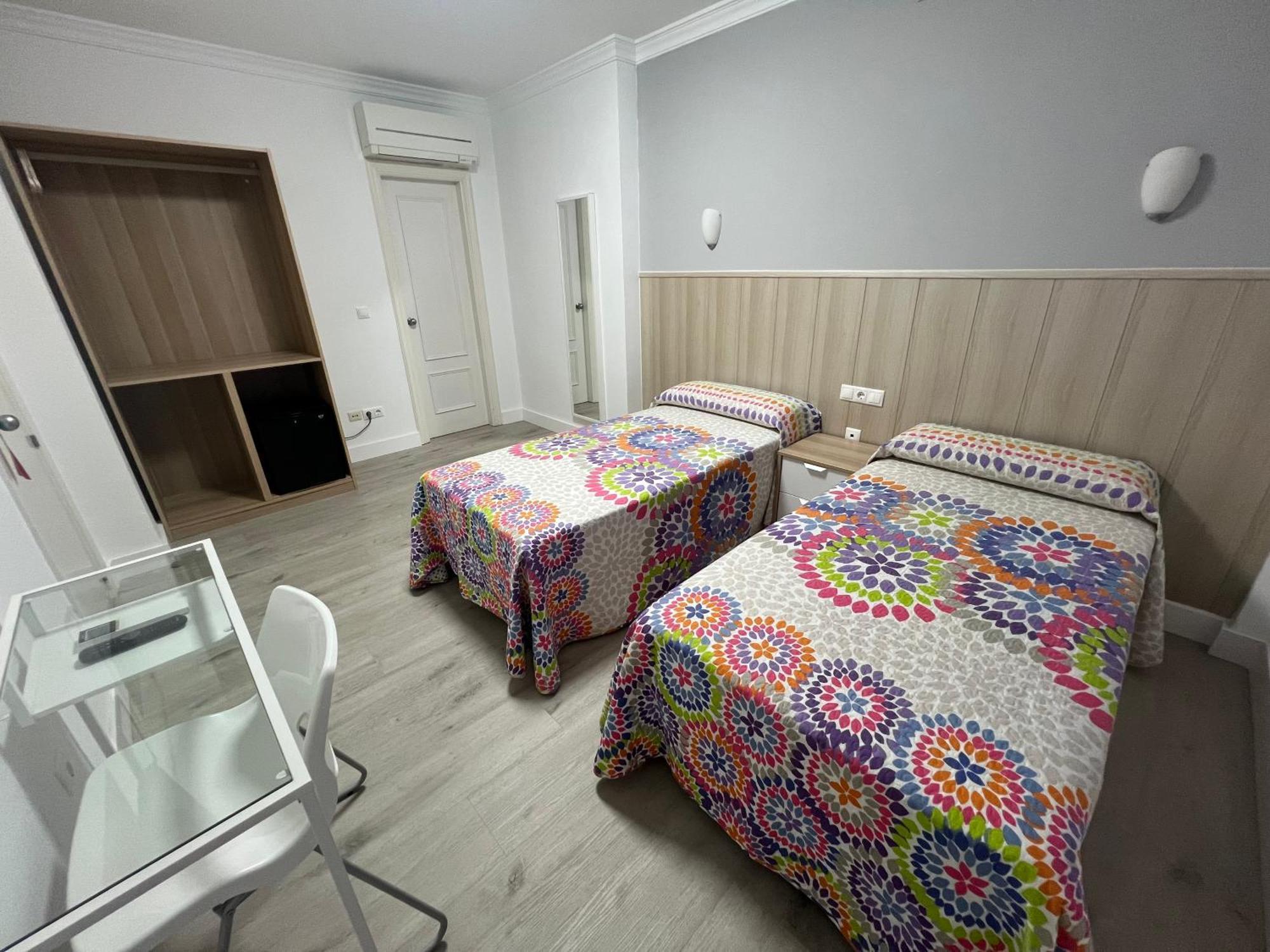 Hotel Dila Velez Malaga Eksteriør bilde
