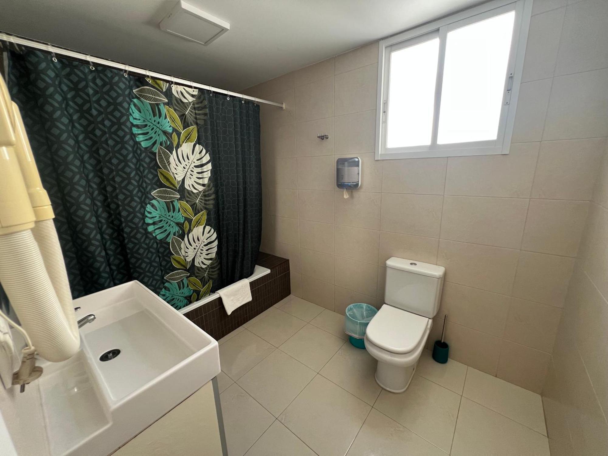 Hotel Dila Velez Malaga Eksteriør bilde