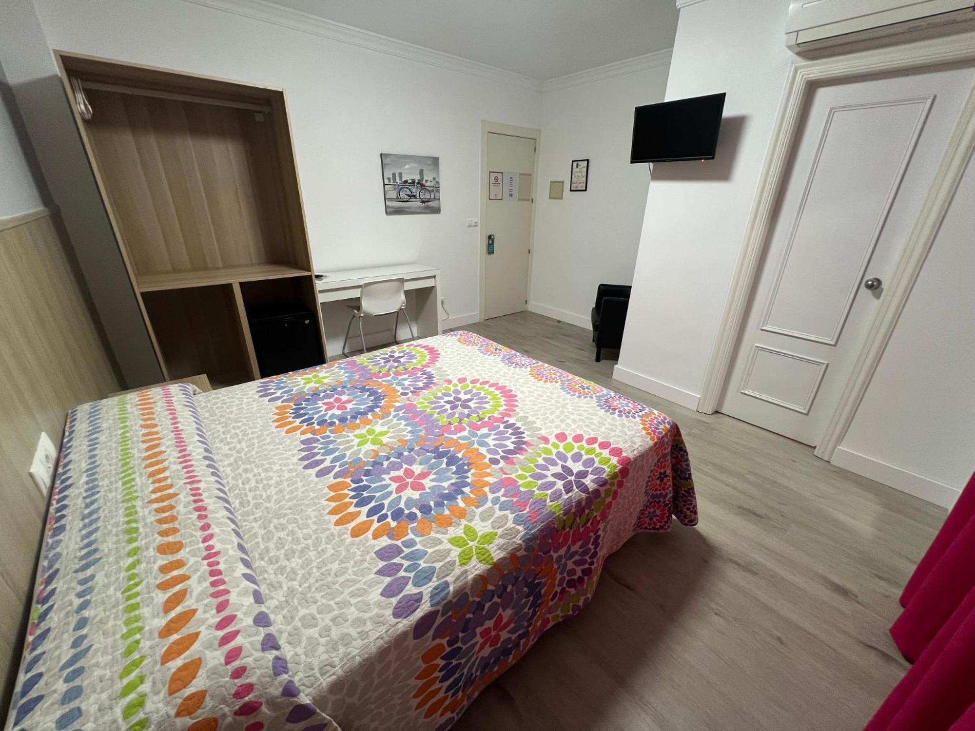 Hotel Dila Velez Malaga Eksteriør bilde
